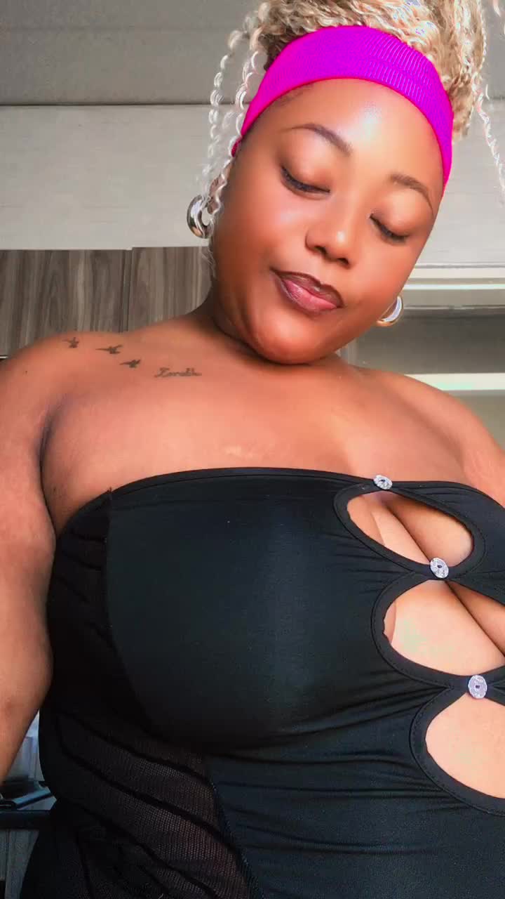 @MommyForLeratho
