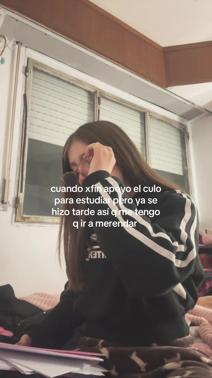 @𝒵𝑜𝑒𝓀𝓊𝓃𝒾𝓈𝒸𝒽𝒾