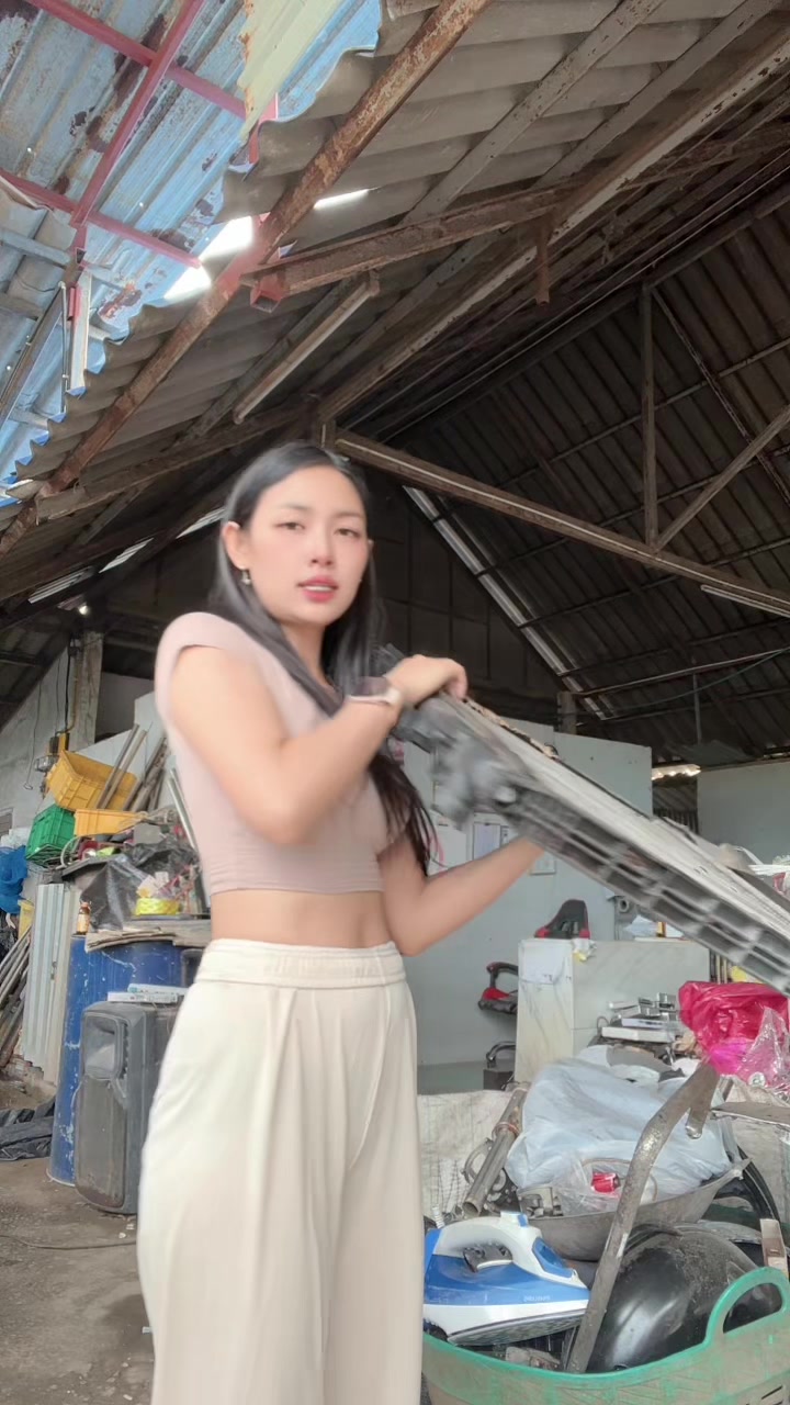 @nong ชื่อน้องค่ะ( 180k )