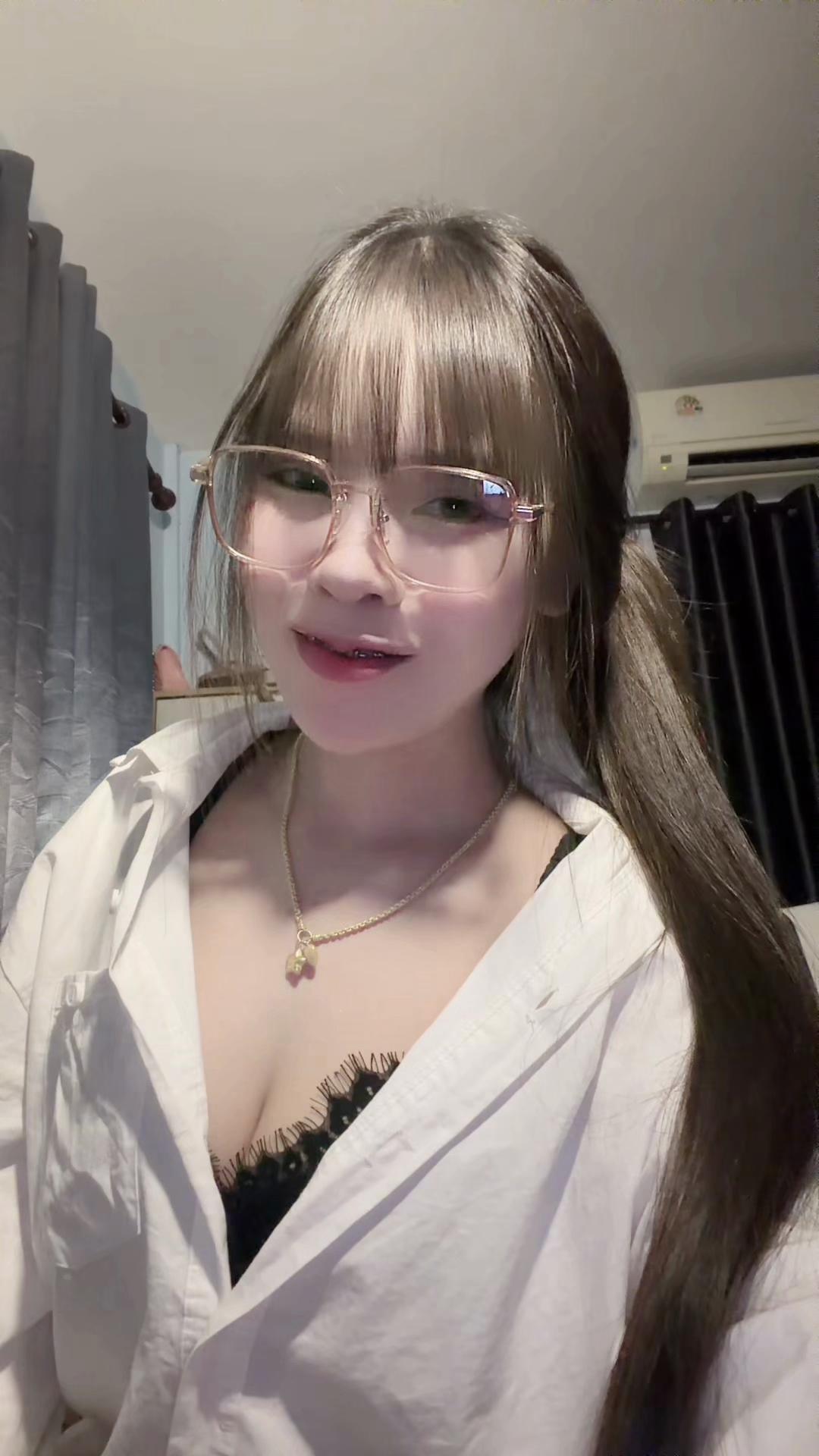 @khxofxnzz_