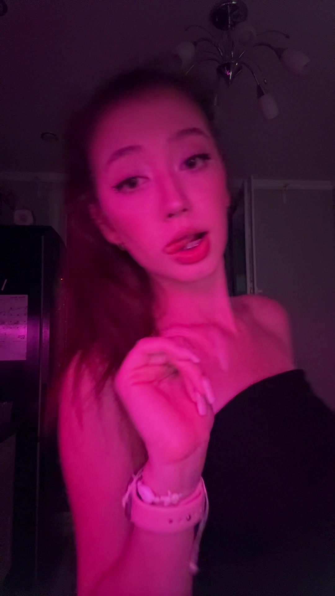 @aniutatovmach_