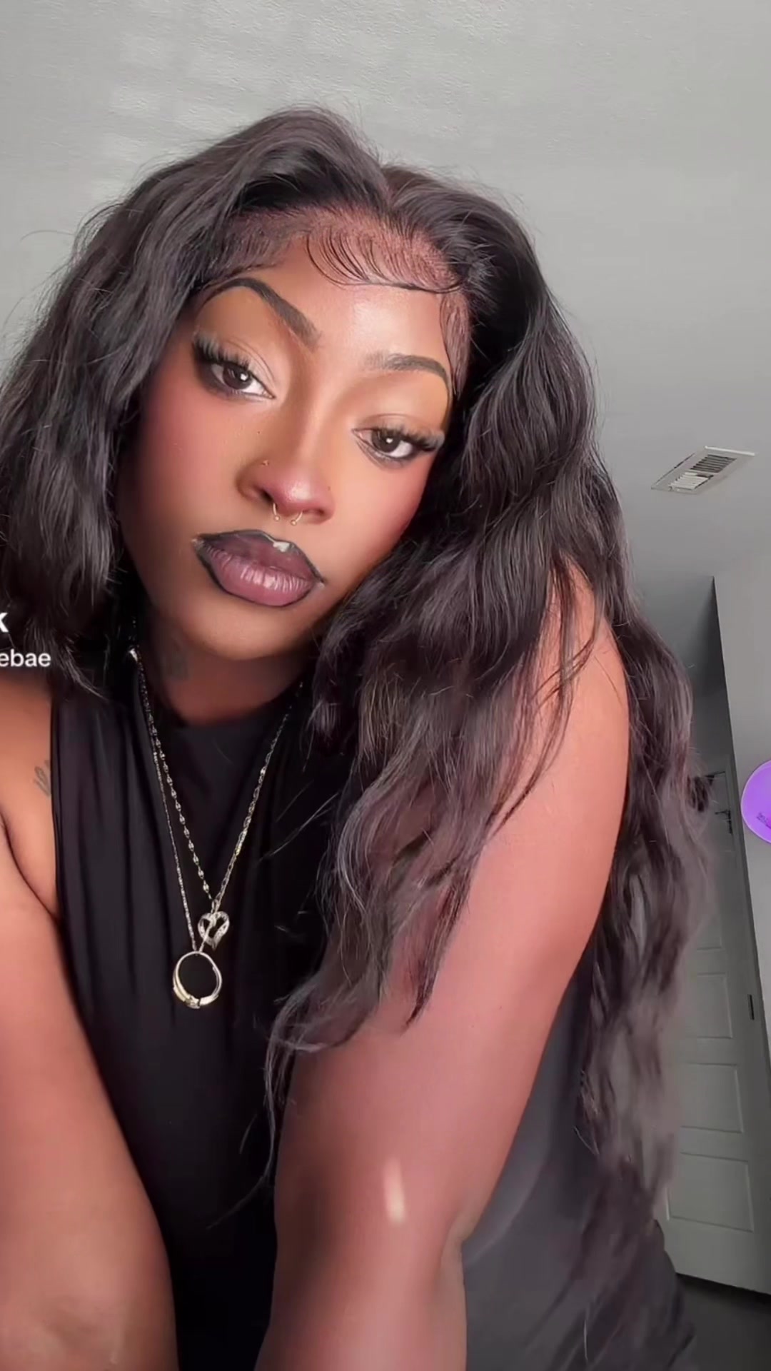 @La'Nae Bae