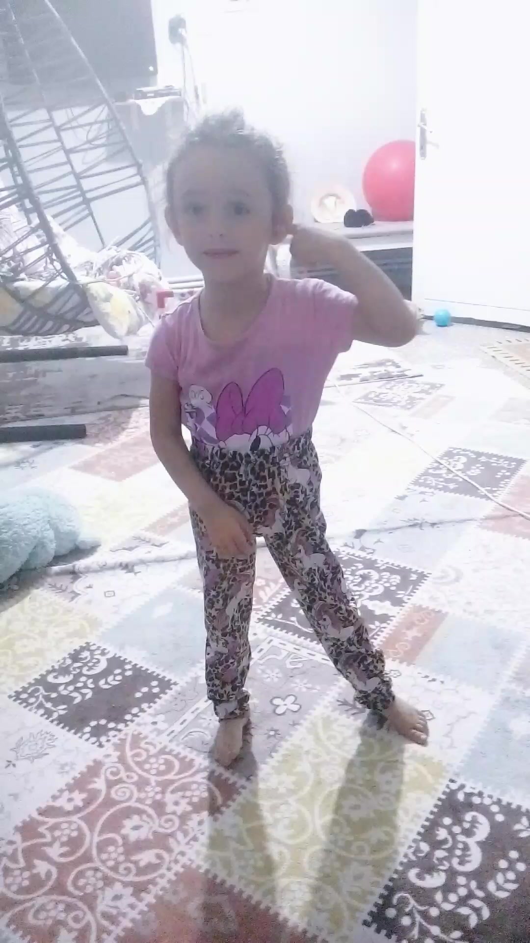@nefretimsin dünya