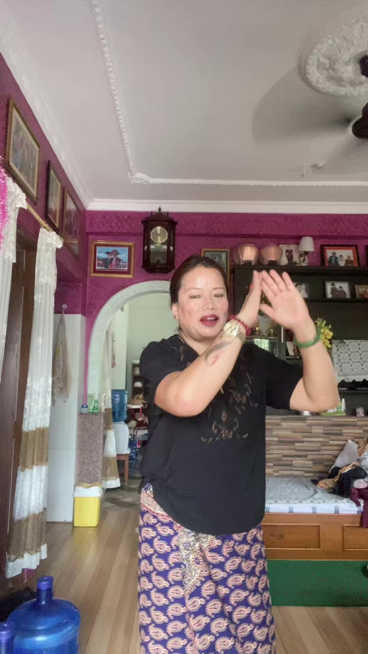 @Amrita Gurung563