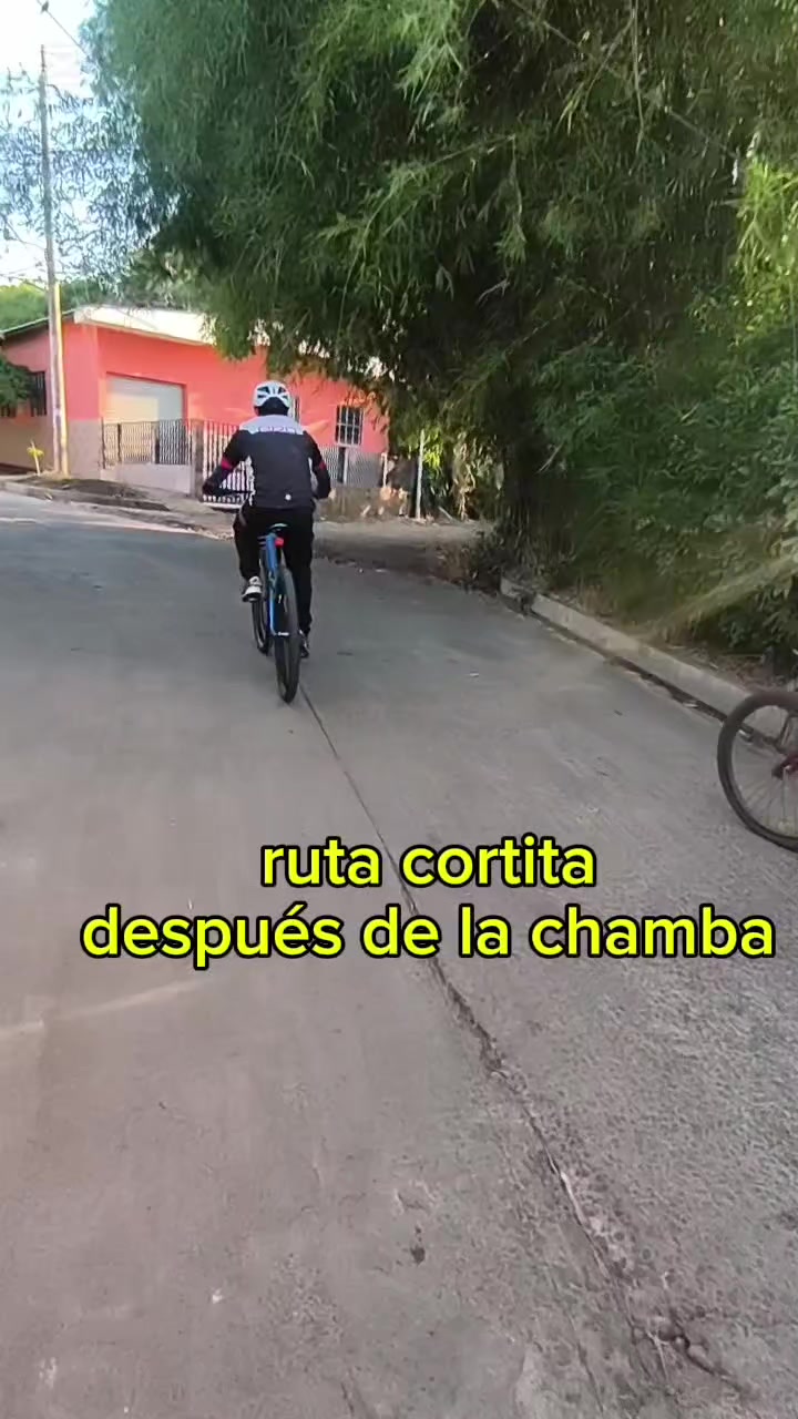 @Josué García