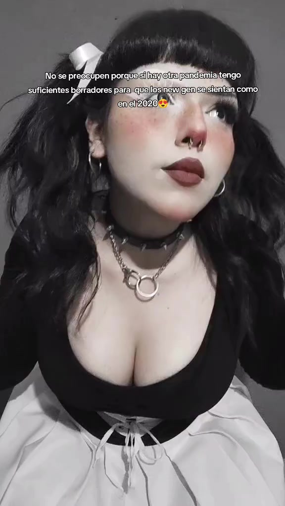 @klawngel