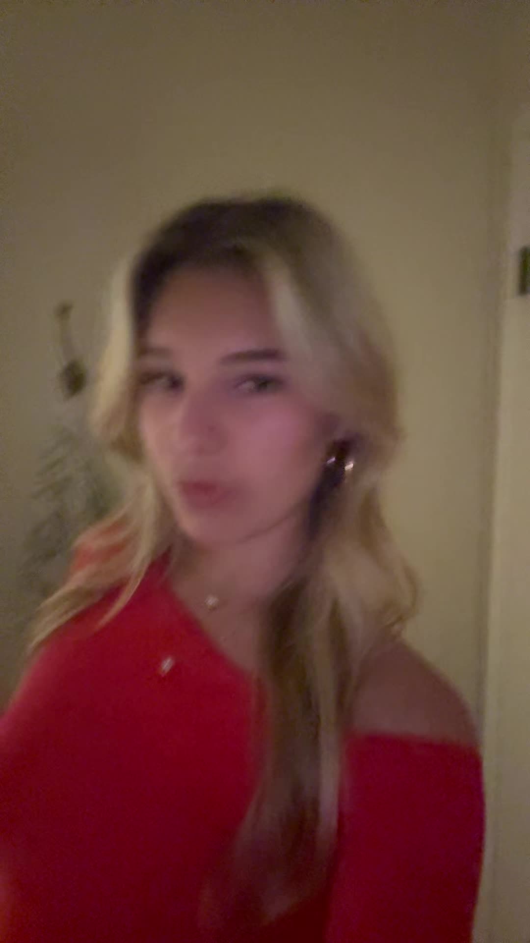 @lily