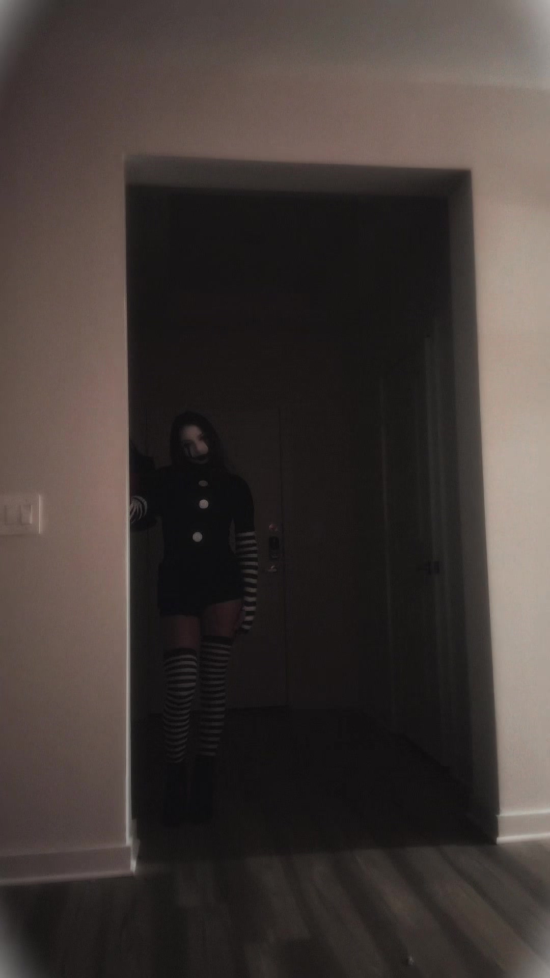 @lilly.g