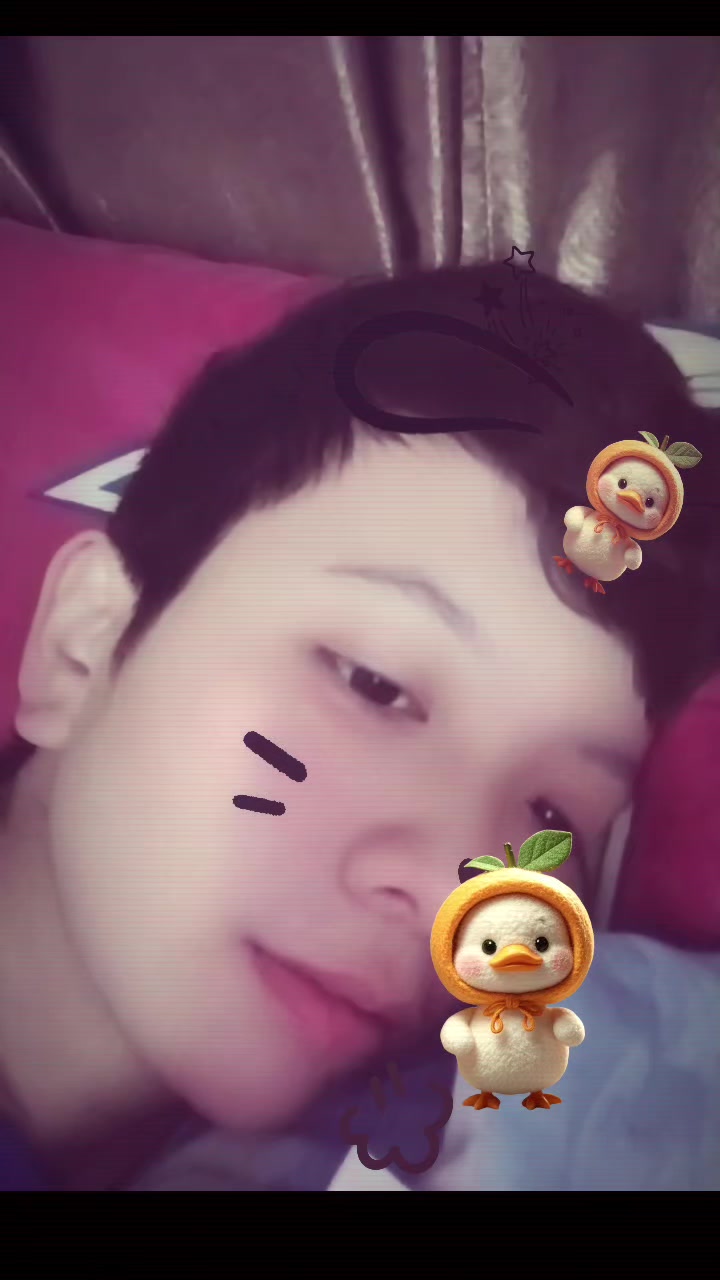 @ปุ๋ยเฉยๆ1989🐶🤍😛🍼🛵📷🏳️&zwj;🌈