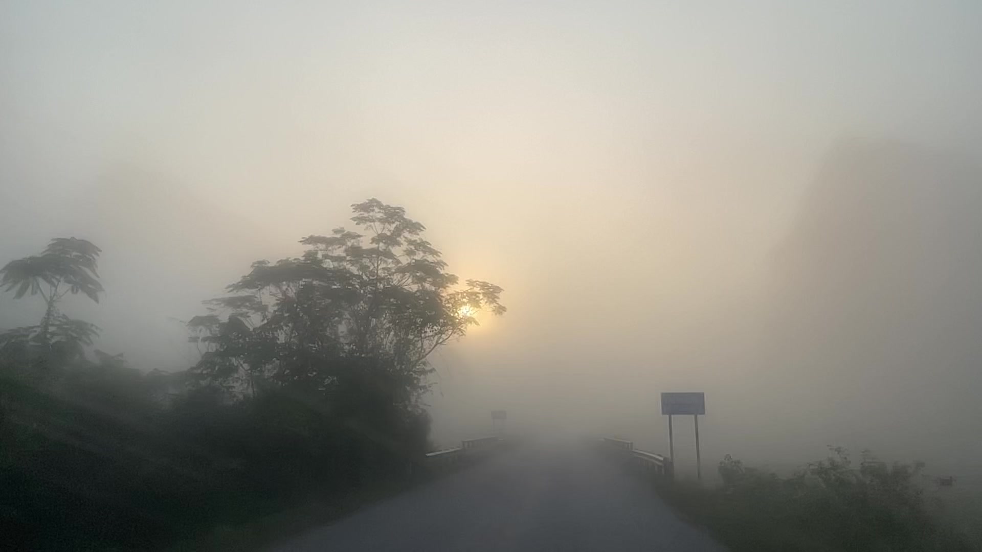 @Bạch Du Lịch