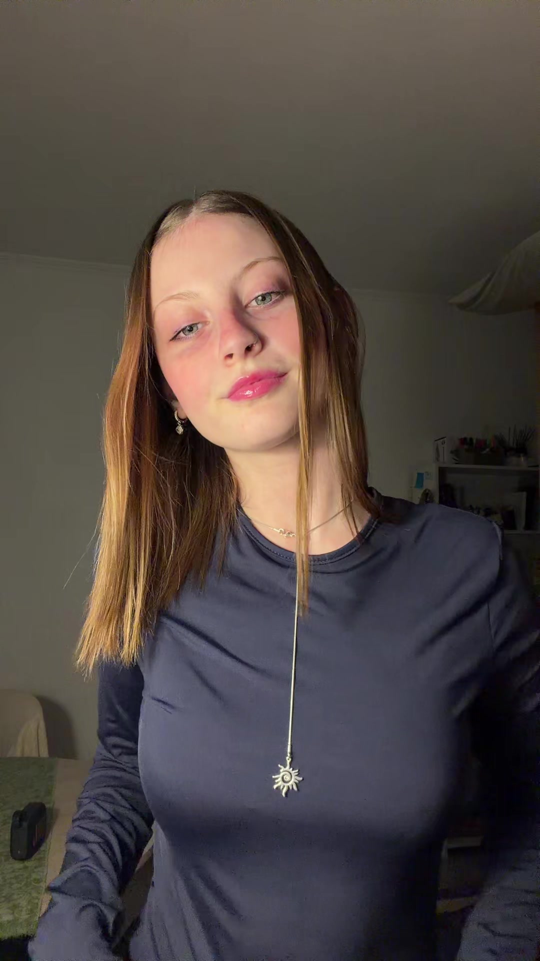 @abru