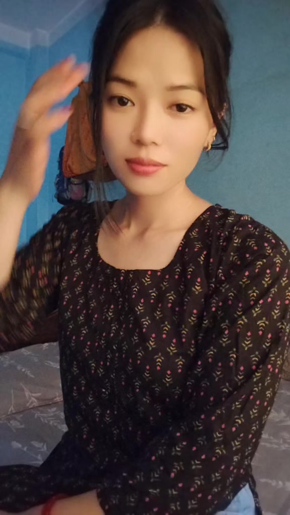 @सानु मगर 💫