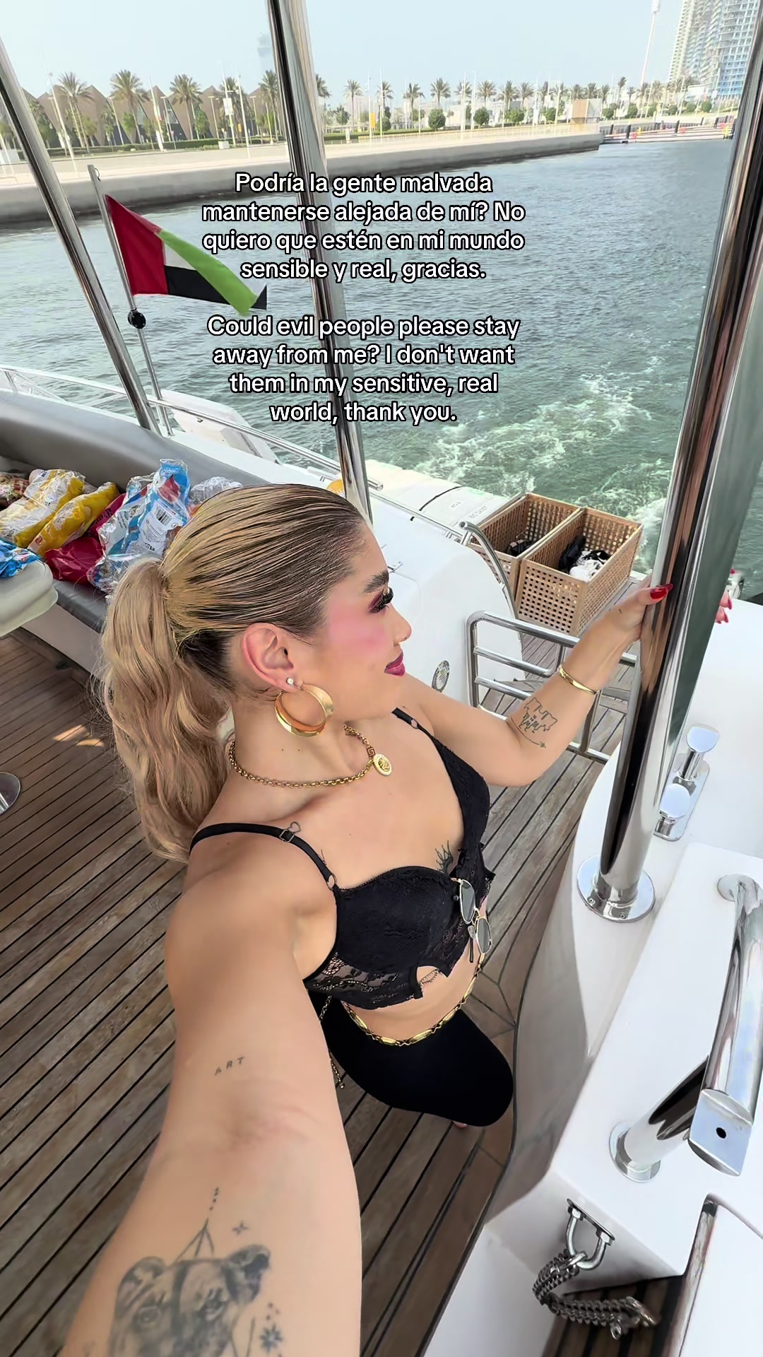 @Laura Sof&iacute;a 👑