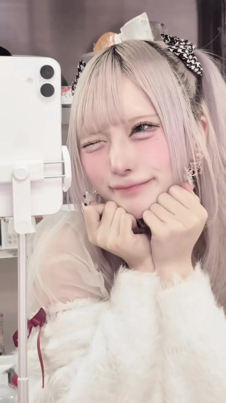 @しおりんぐ♡