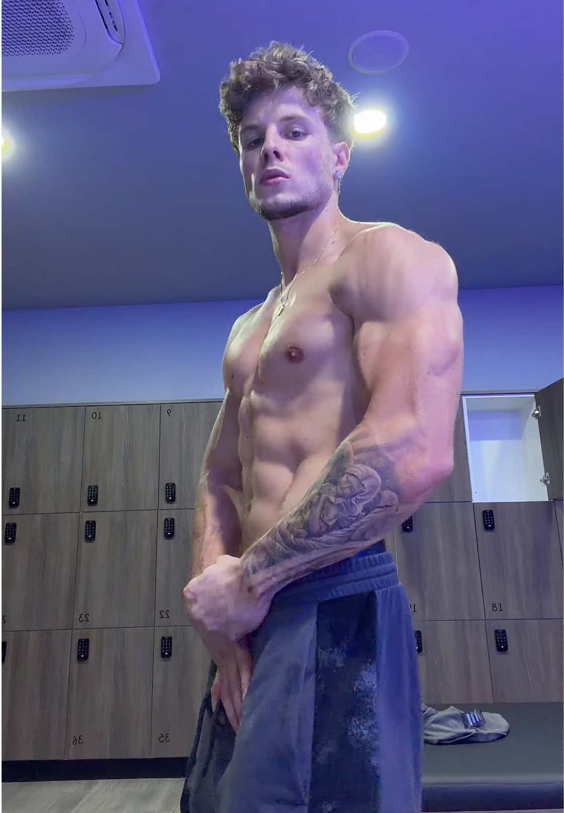 @Benjaminhilton