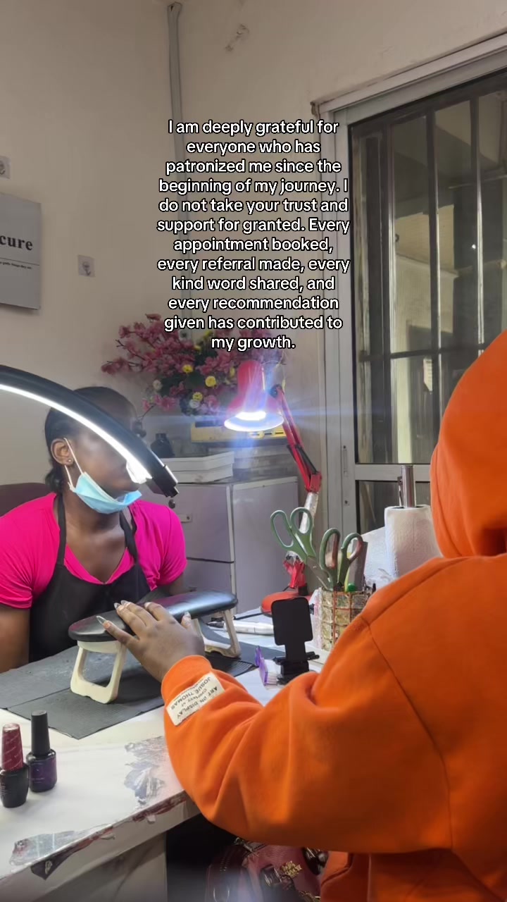 @NAIL TECHNICIAN IN IBADAN