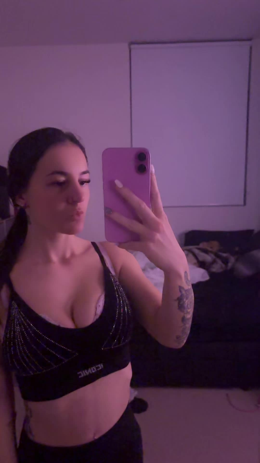 @Babygirl:)