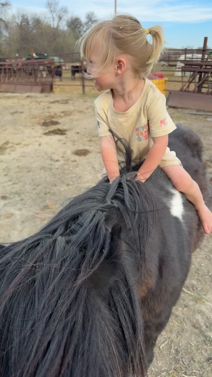 @Hayley | Crooked Creek Farms