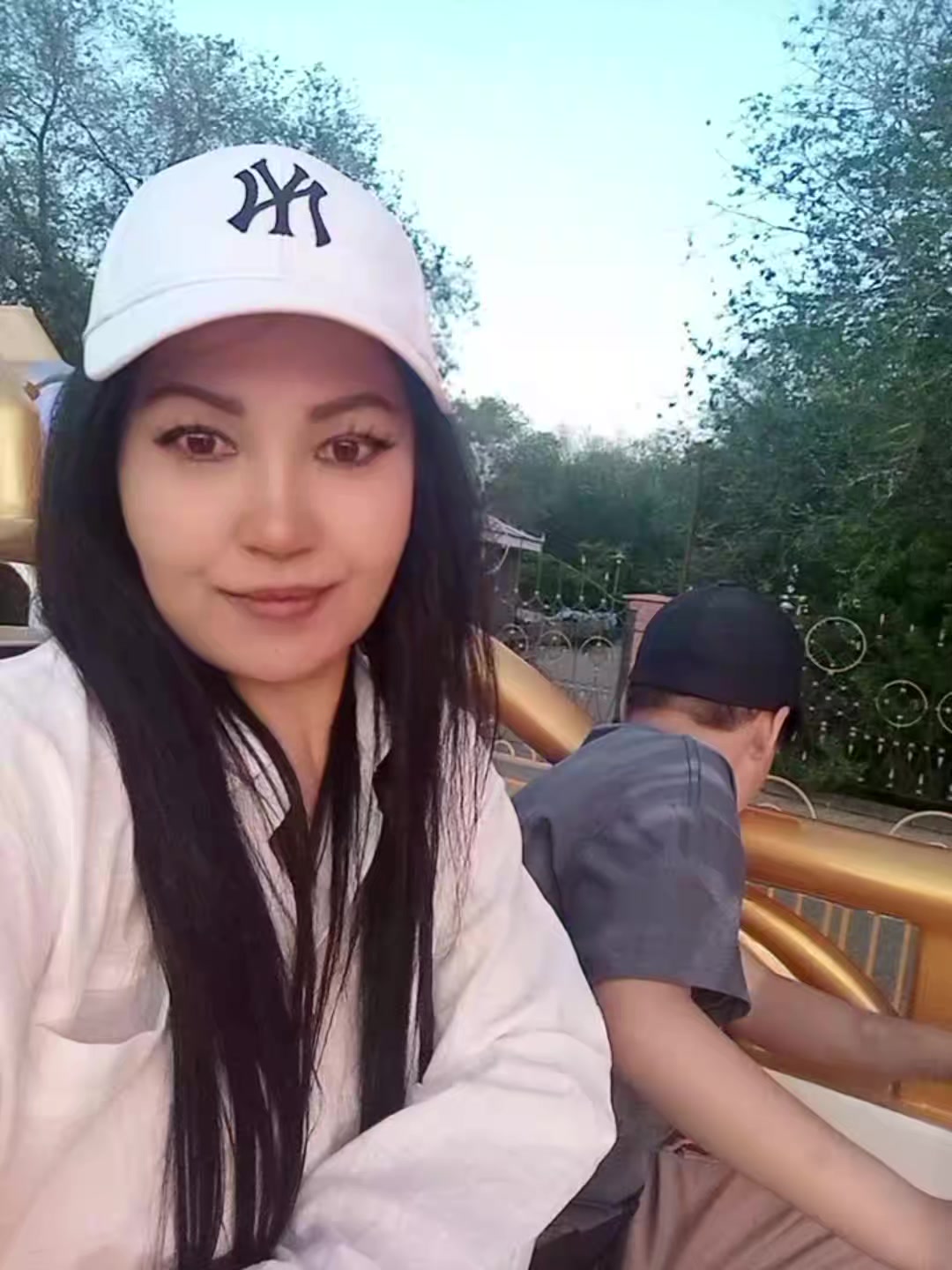 @Айна
