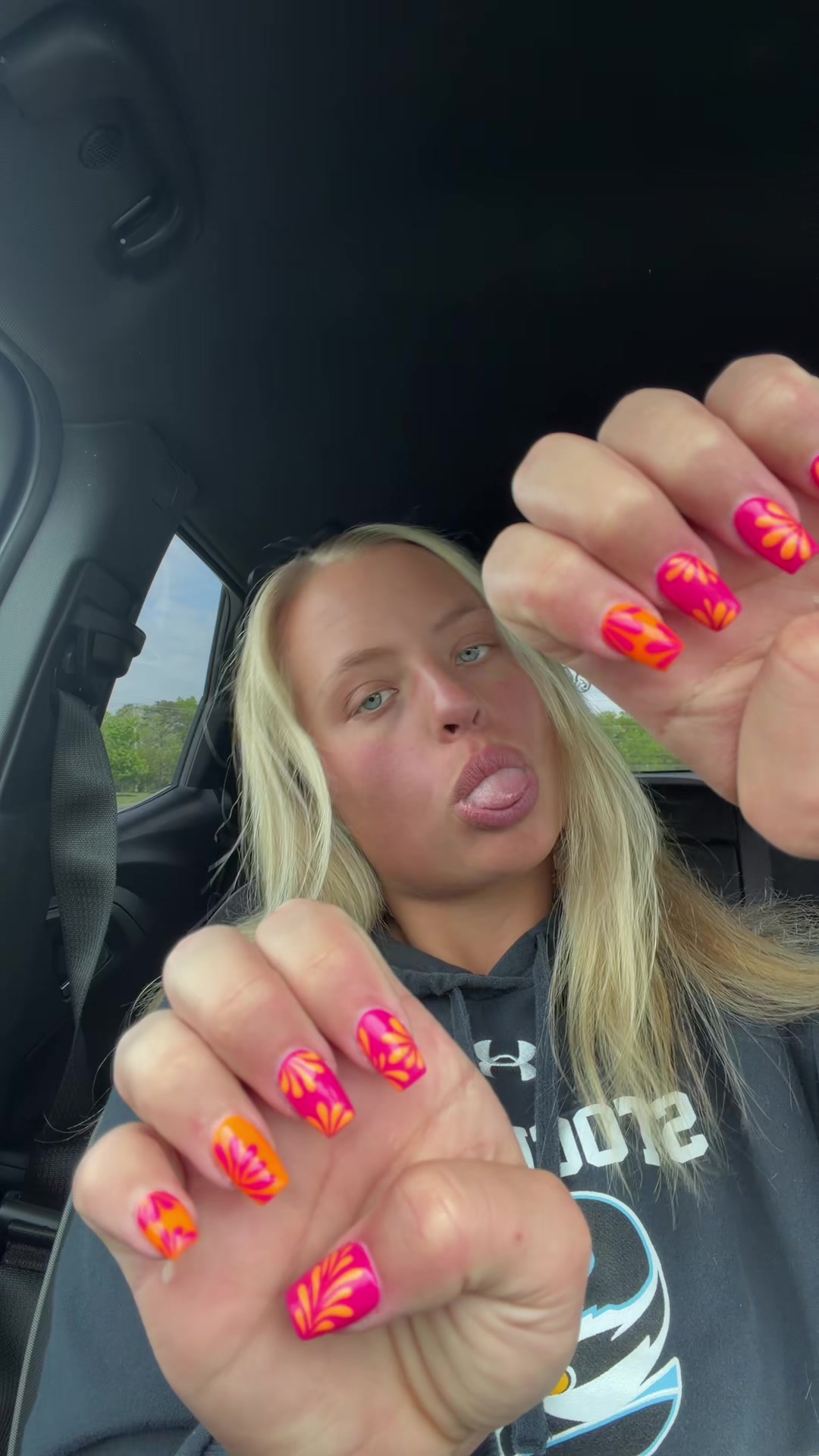 @haleshay14