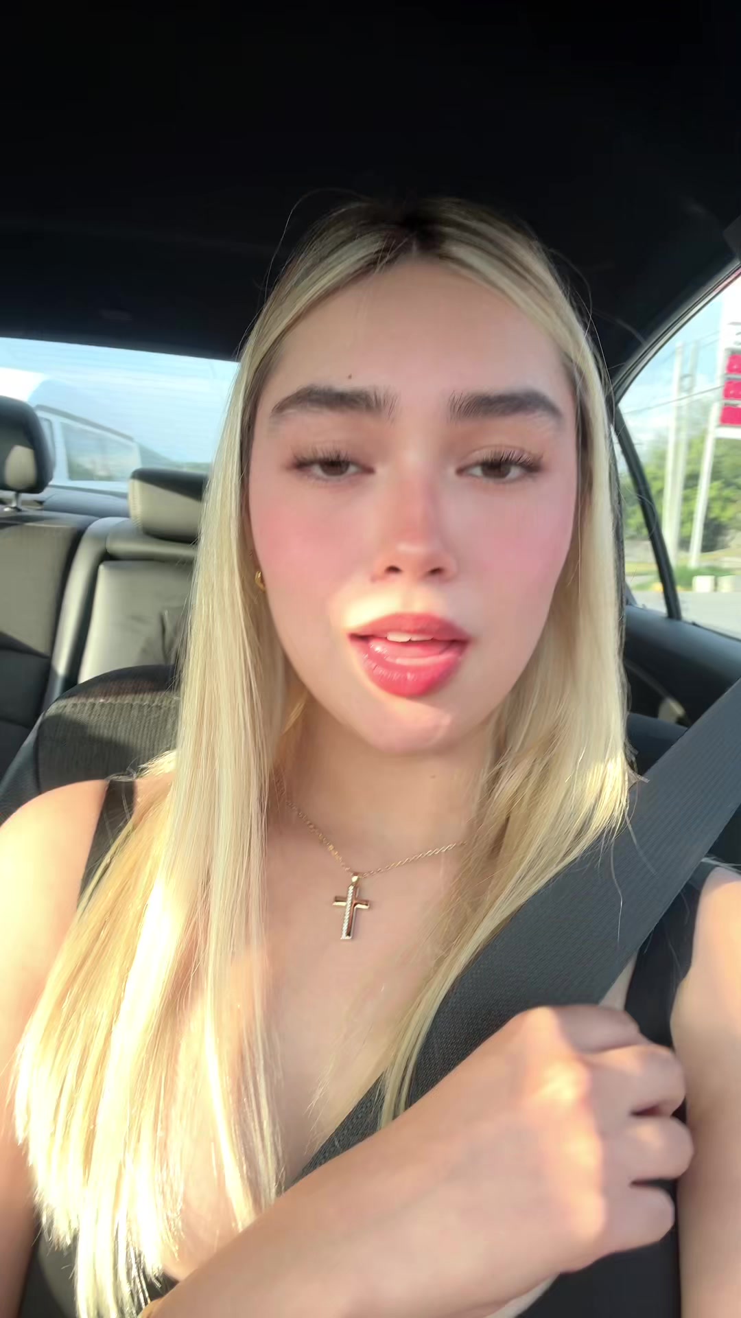 @CaroOlivo