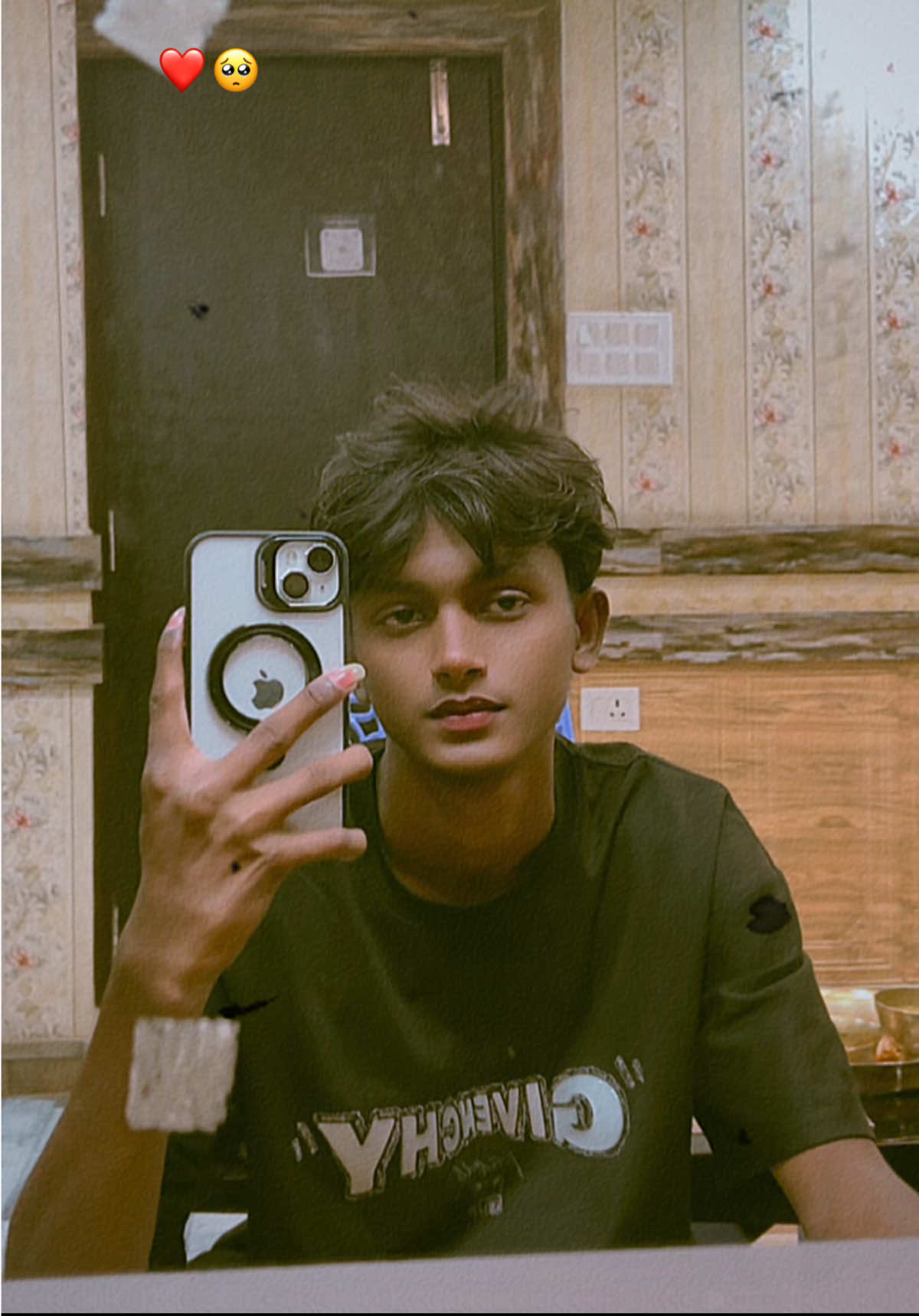 @MADHESI__XAURA