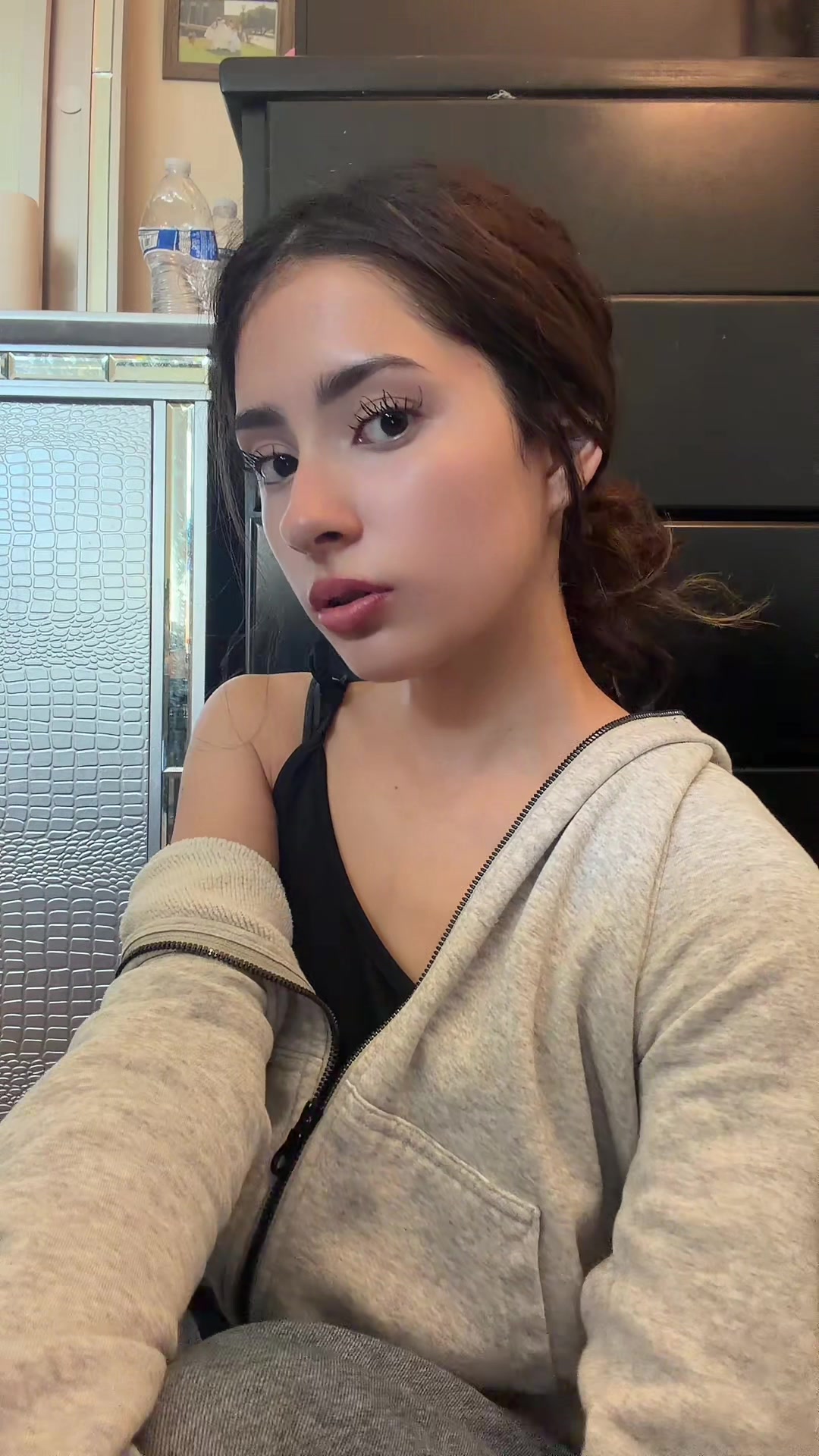 @Jdjdjsjksken