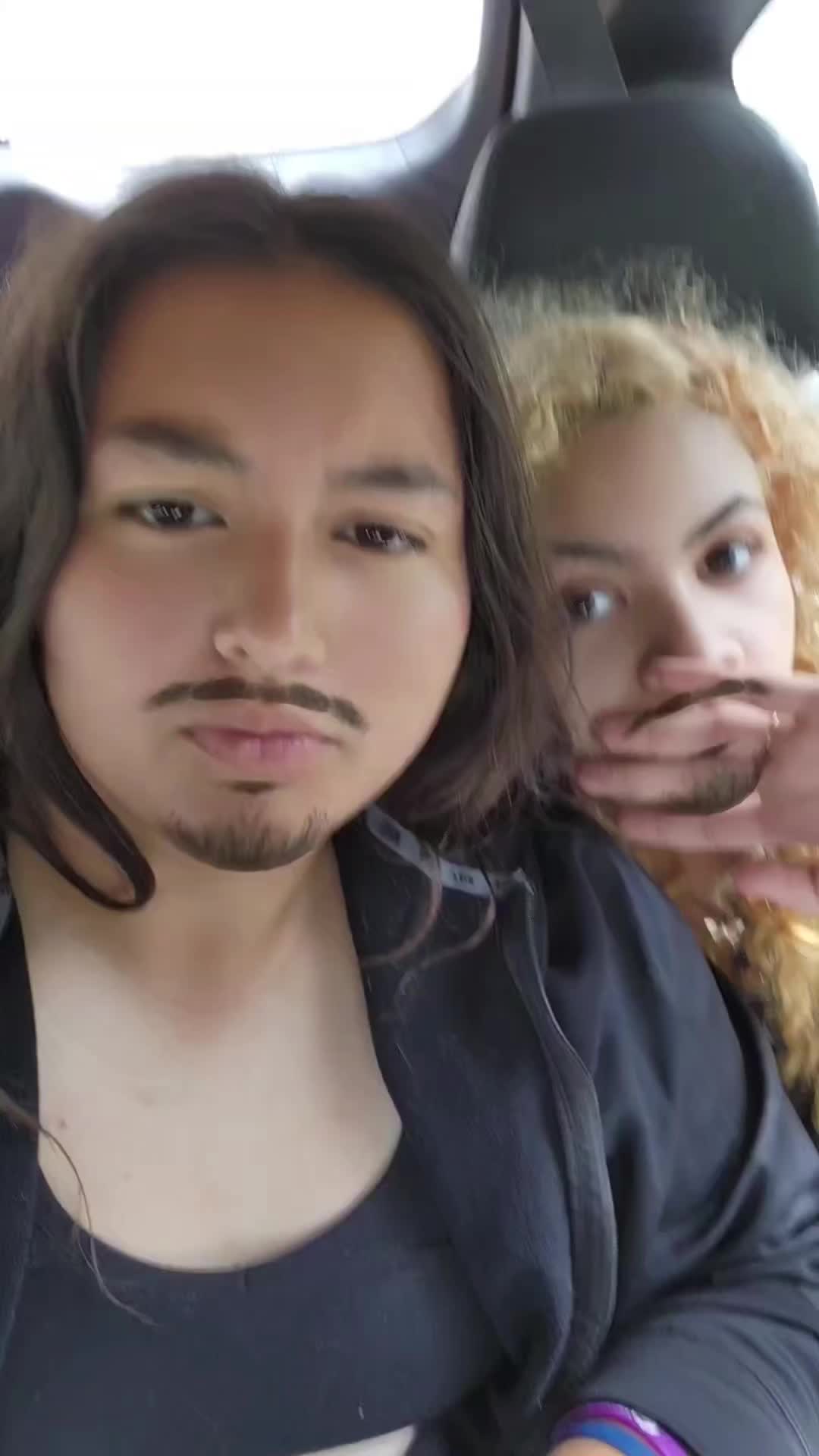 @Juliii