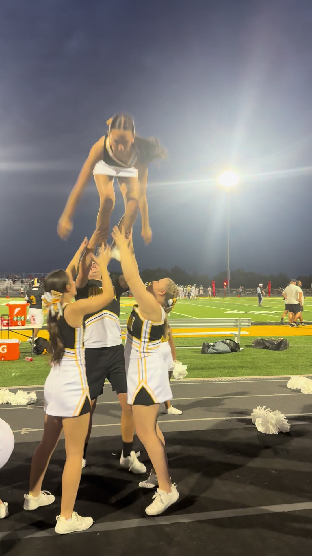 @UHS Cheerleaders