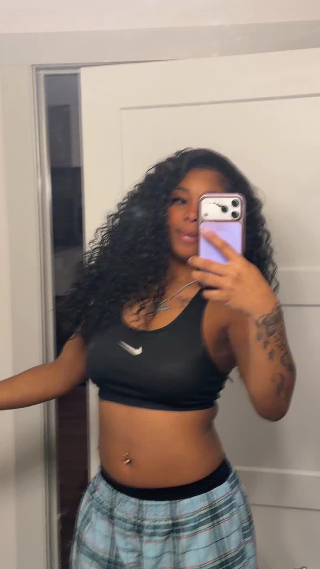 @kaylaadaabraatt🏳️&zwj;🌈