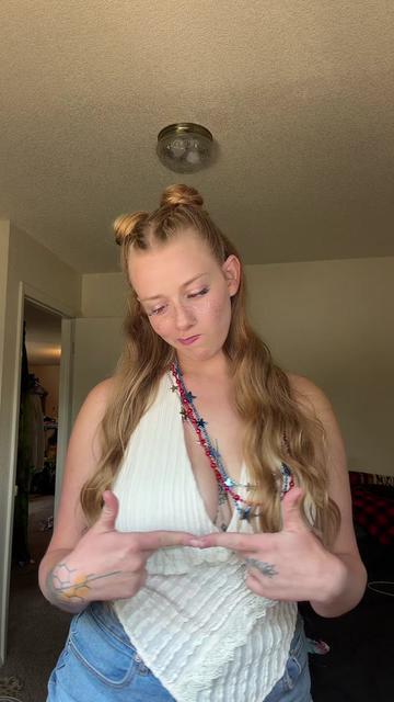 @Blondie