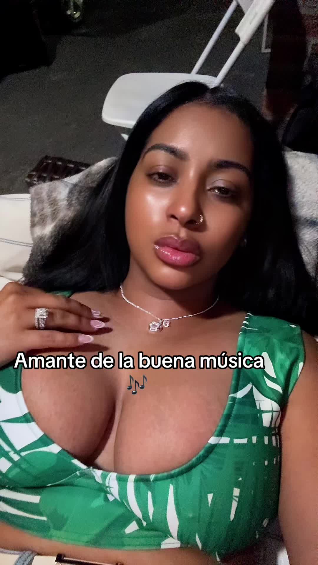 @Mulata🤭