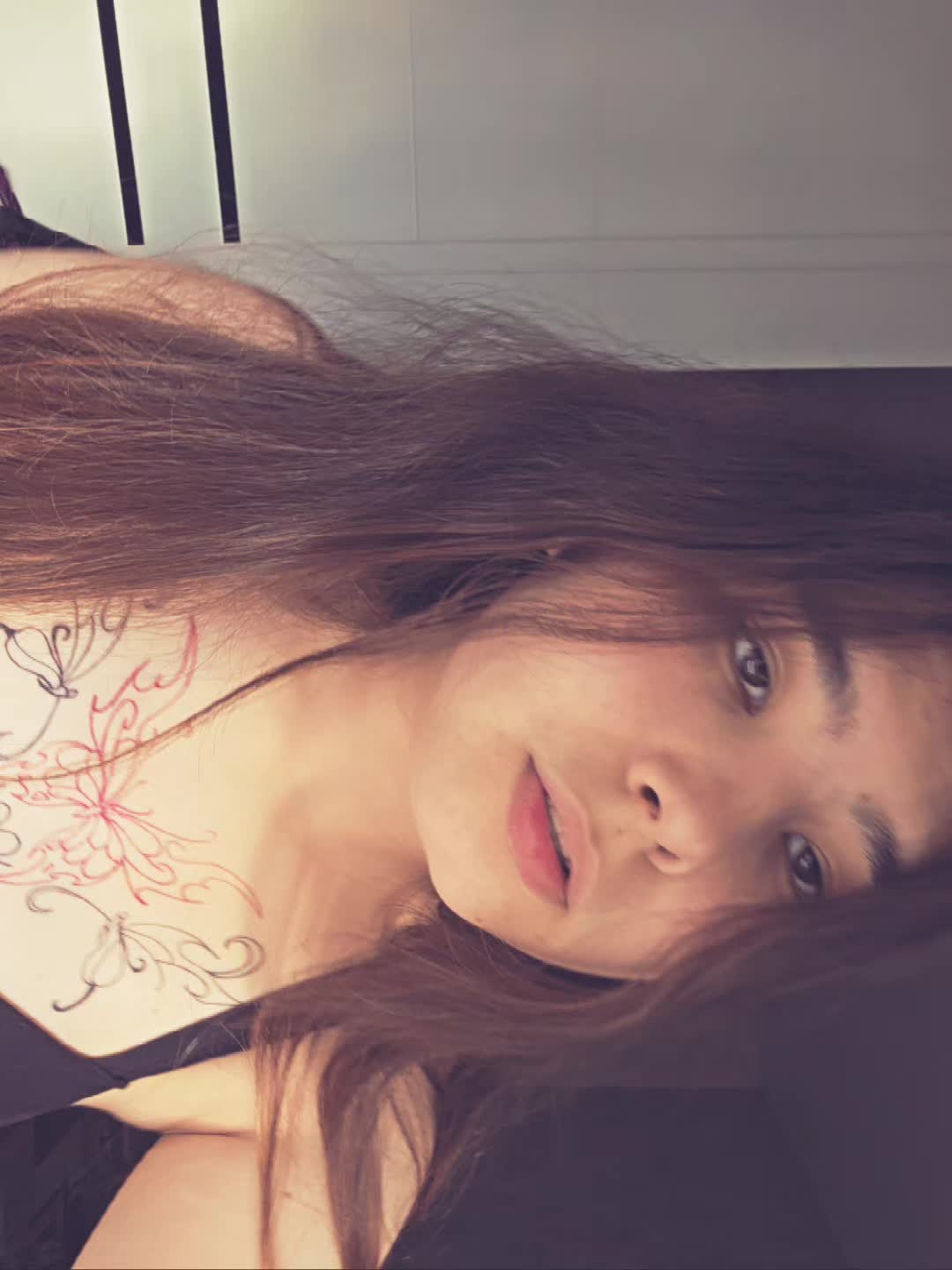 @_lisa_