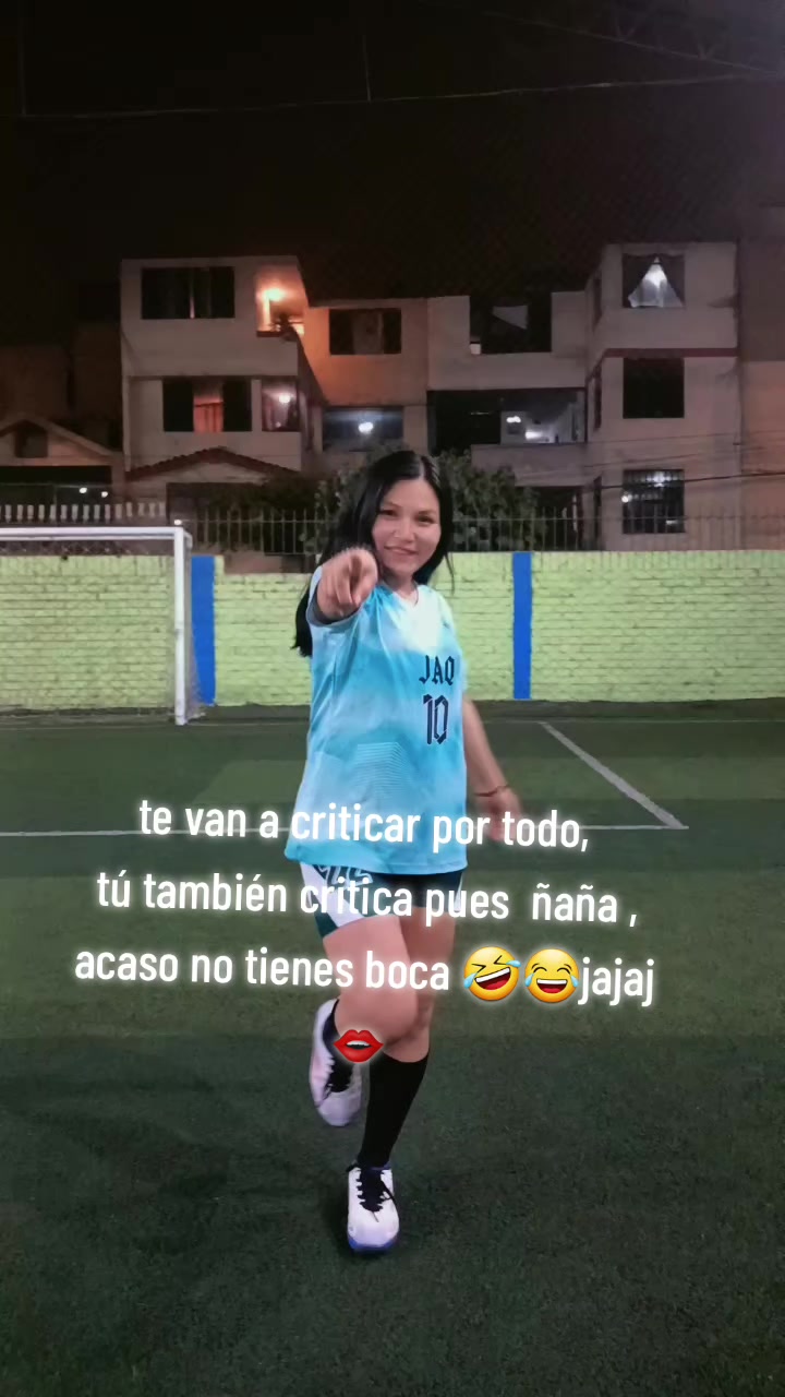 @Iris Simarra⚽️🫶🖤🍀🌸