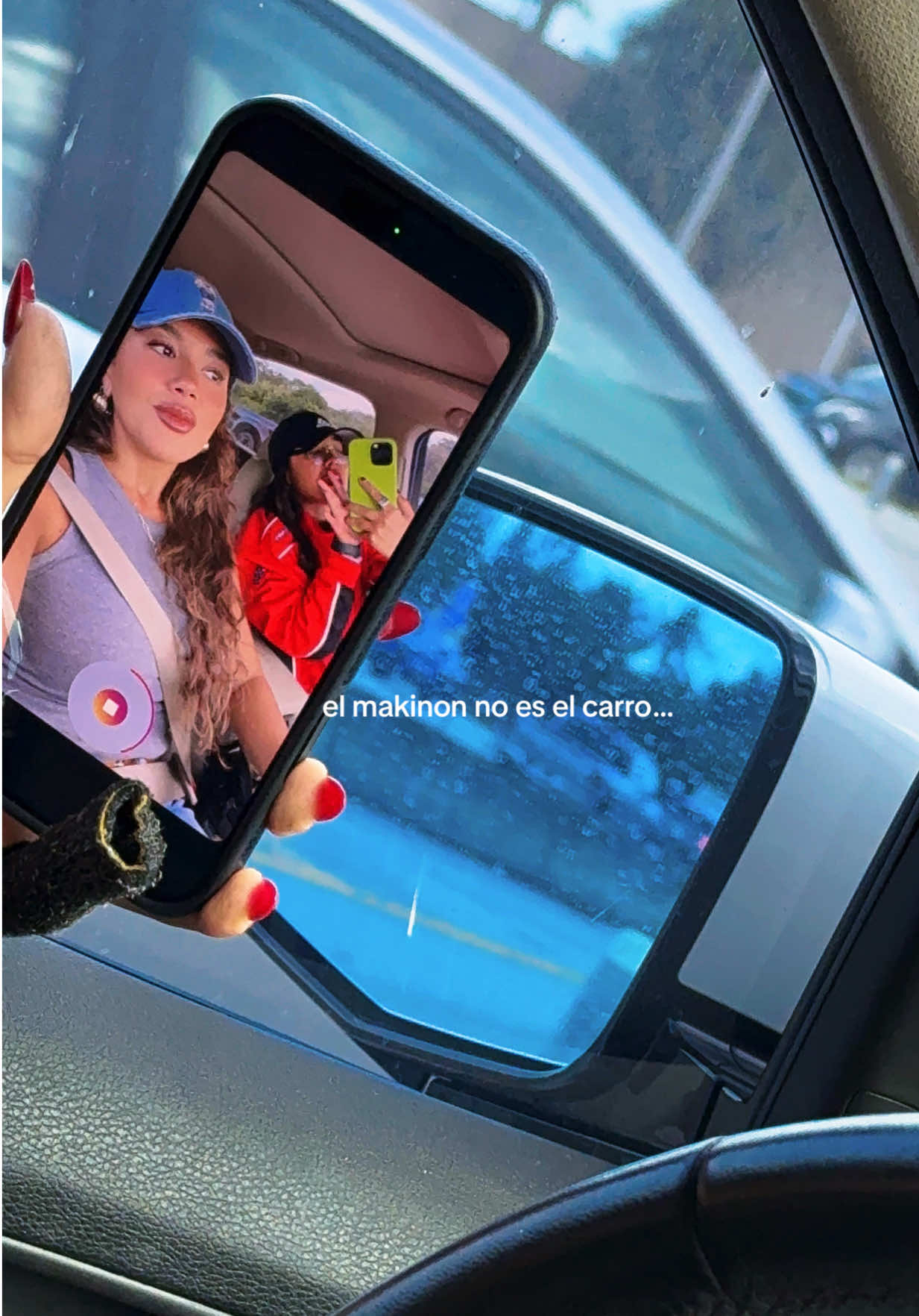 @Marcela🚀🌎💫