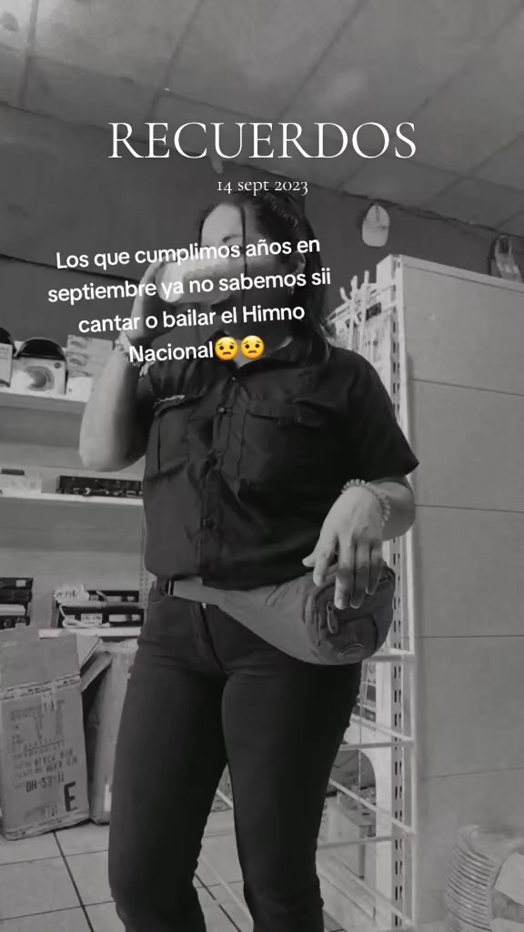 @CAMILA FLORES