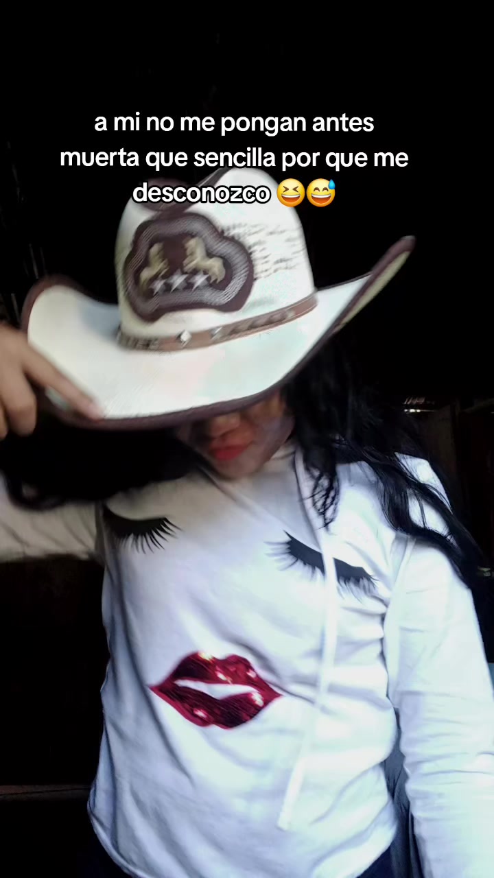 @Yoselin Estrada ๐๐