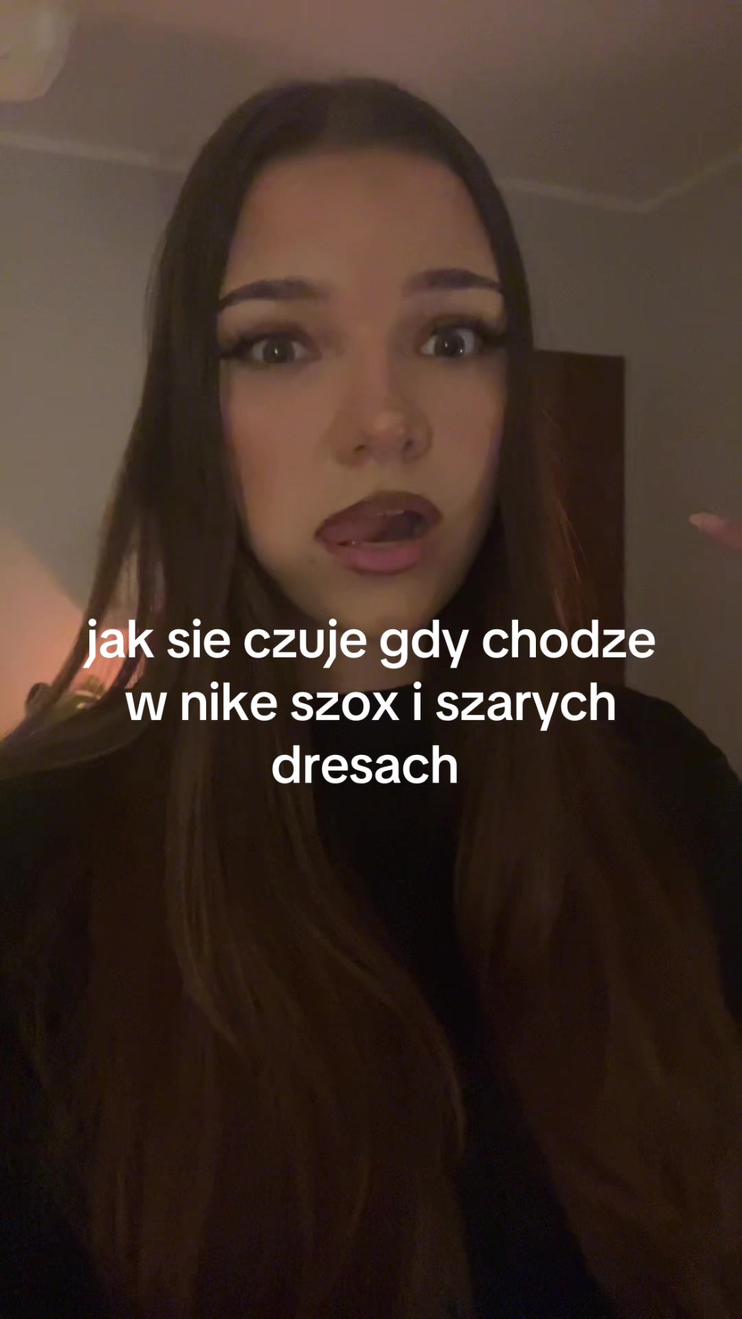 @🫰🏼