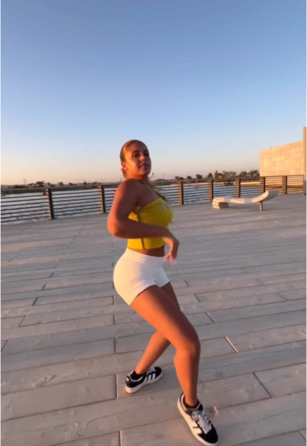 @Yahli_odiz