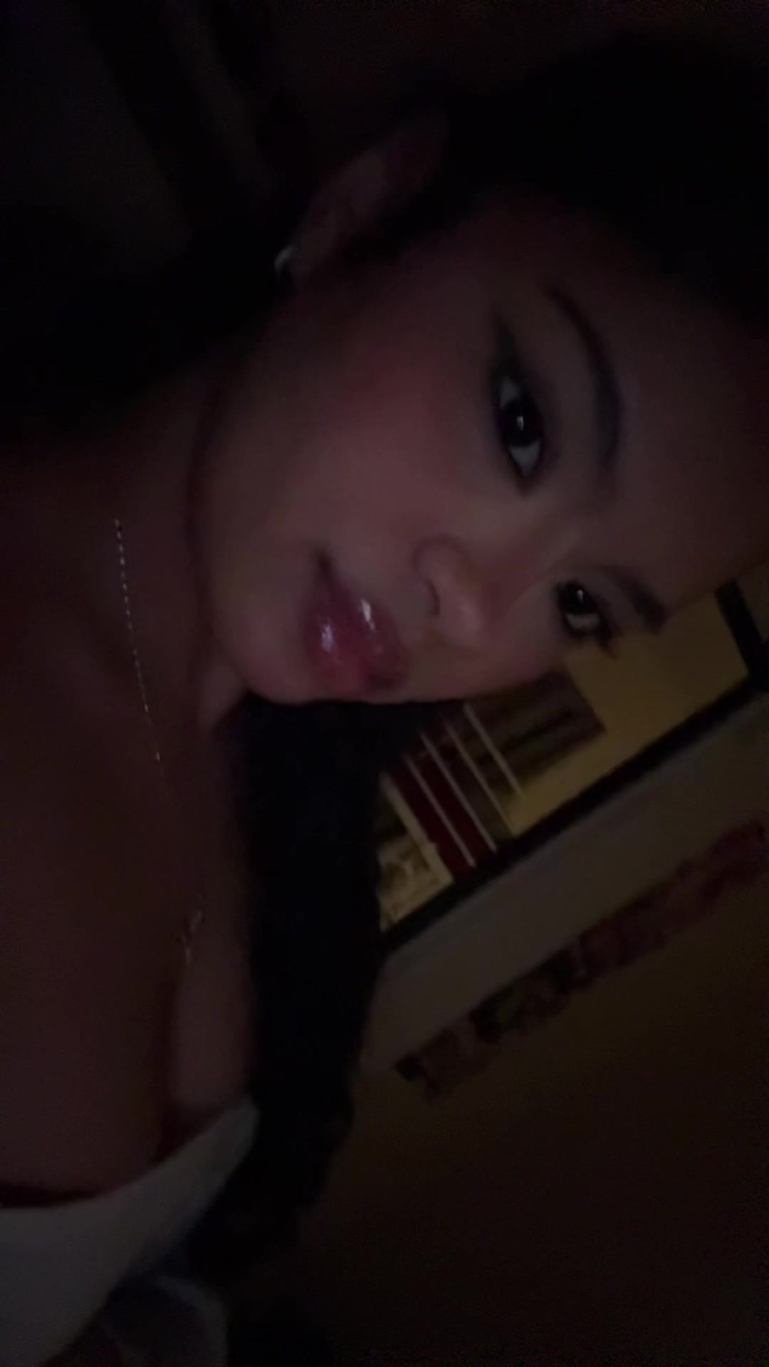 @Jully_&euro;