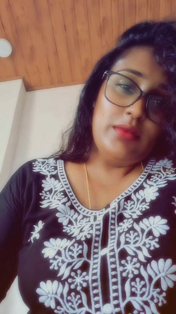 @🧿 kanmani🧿