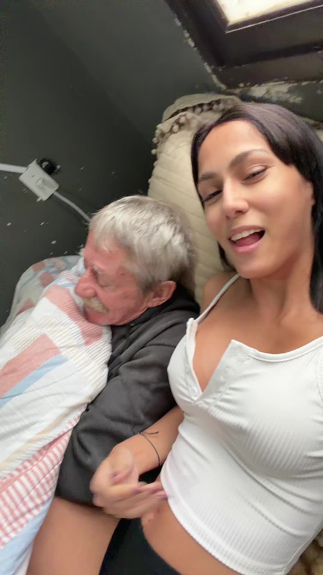 @Leticiranda