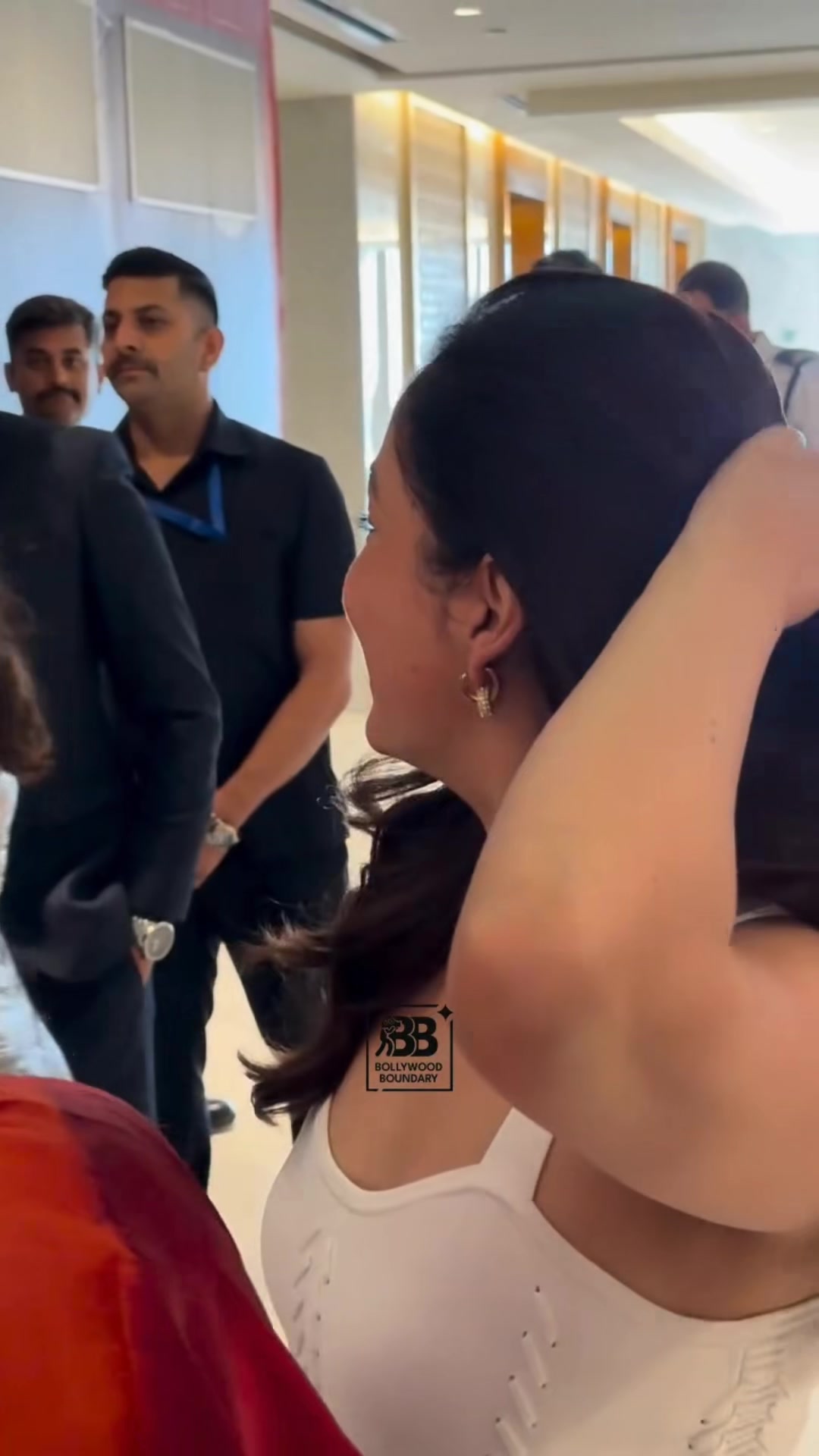 @𝖡𝗈𝗅𝗅𝗒𝗐𝗈𝗈𝖽 🥵