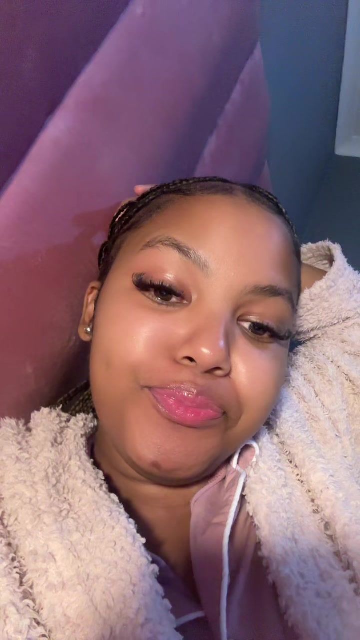 @Kay-Leigh Mello