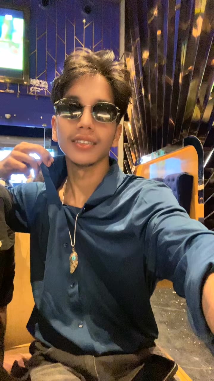 @ThaQuRee_📸