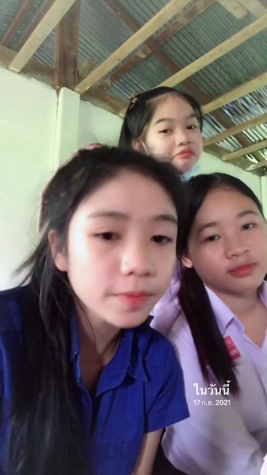 @ນ້ຳຝົນ(NamFon)🌧️🌷