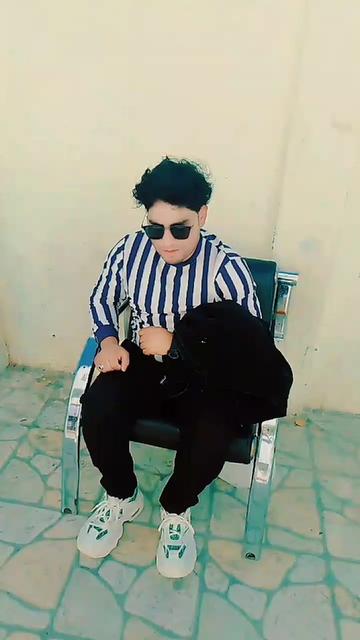 @Simple boy 😜