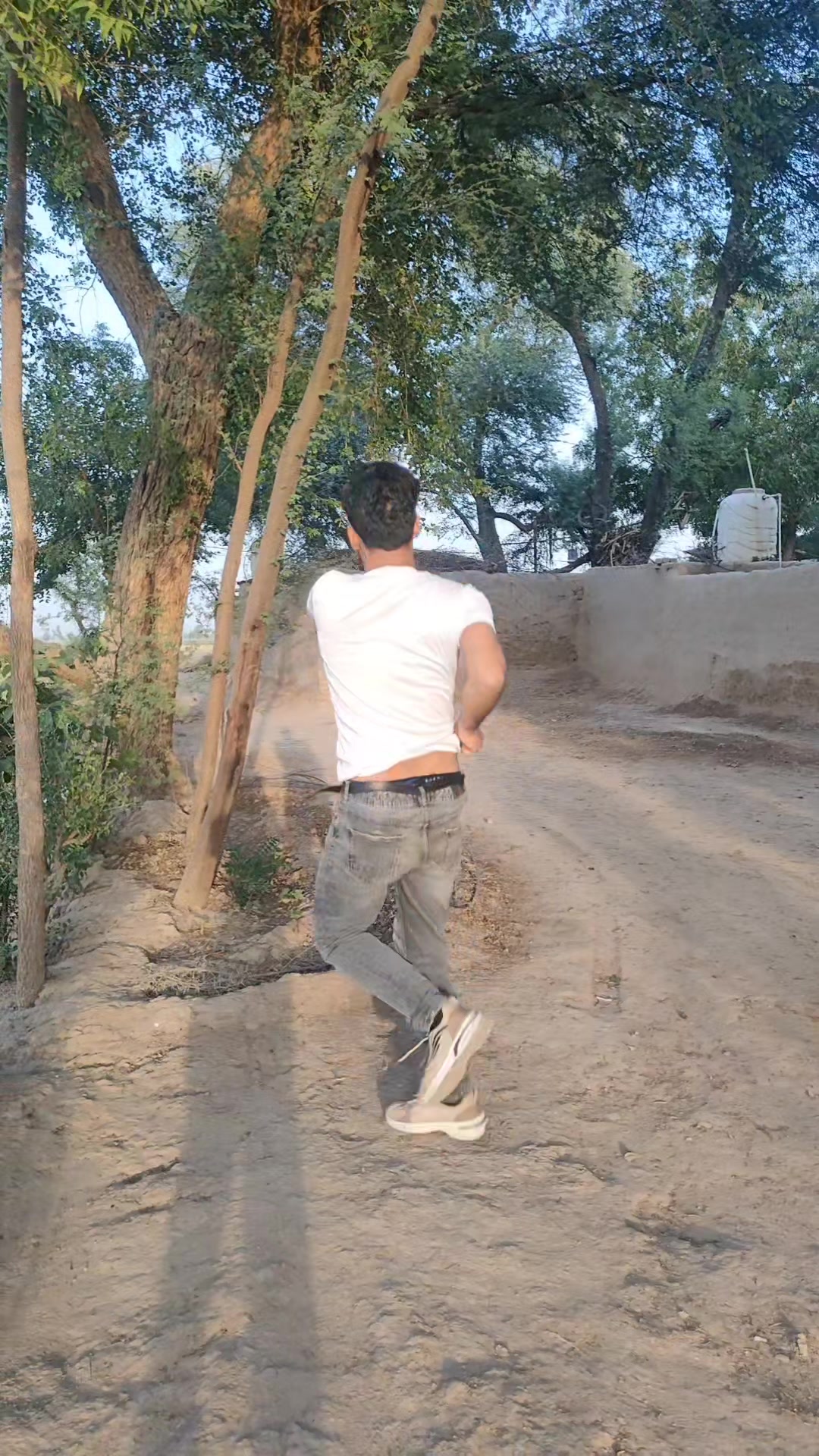 @hellonabeel