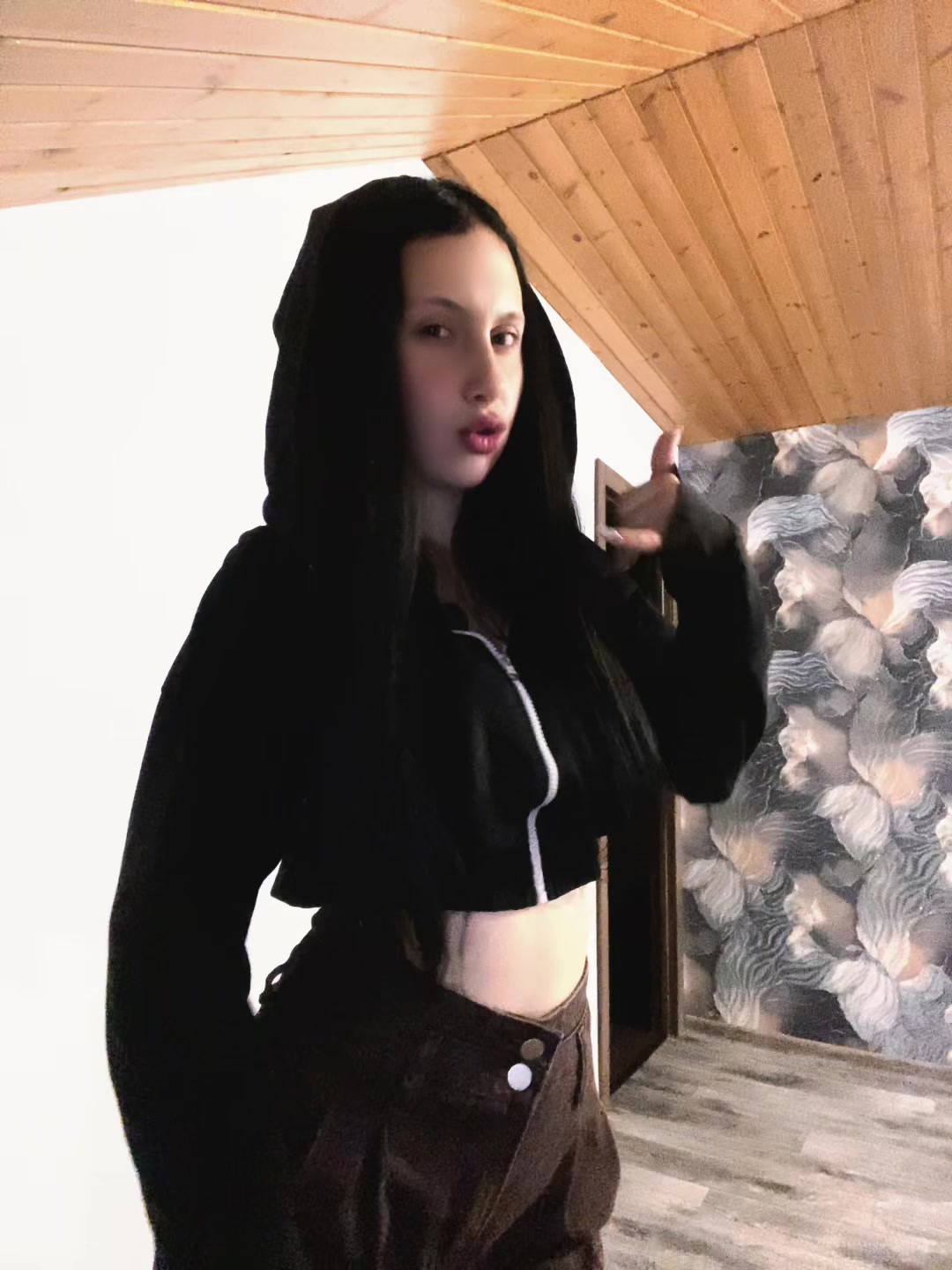 @ekat023