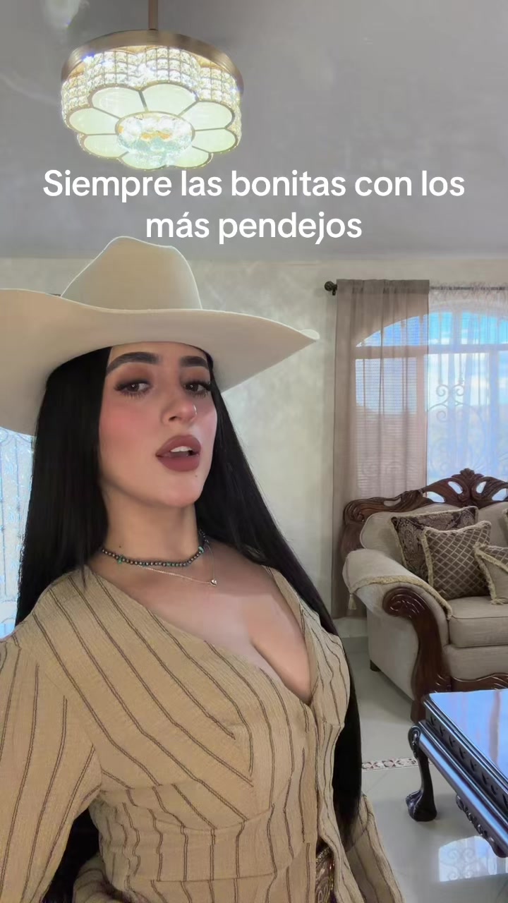 @𝑁𝑎𝑡𝑎𝑙𝑖𝑒